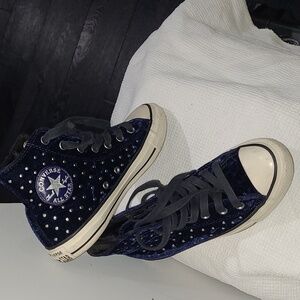 CONVERSE Velvet Size 7 Navy High-Top Sneakers with Studs